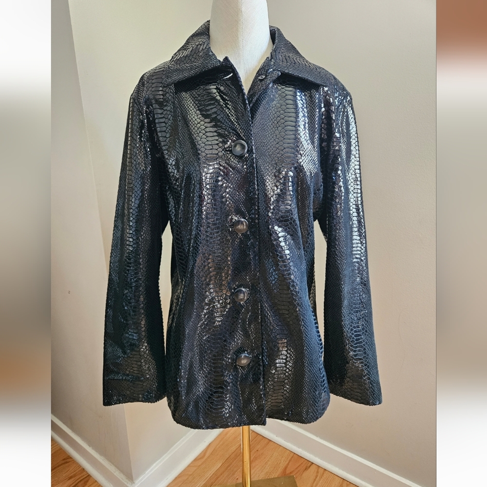 Chicoโs Black 100% Leather Jacket Chico's Sz 2 GORGEOUS!!!